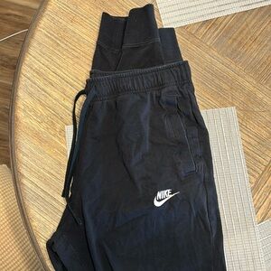 Nike joggers